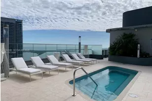 1000 Brickell Plaza, Miami, FL 33131 - Photo 32