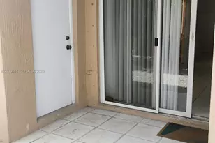5725 NW 114th Path, Doral, FL 33178 - Photo 12