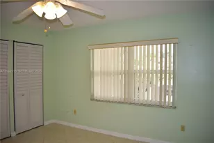 9300 Sunrise Lakes Blvd, Sunrise, FL 33322 - Photo 20
