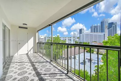 201 178th Dr #537, Sunny Isles Beach, FL 33160 - Photo 46