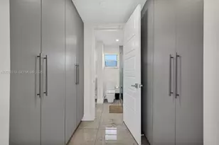 201 178th Dr, Sunny Isles Beach, FL 33160 - Photo 32