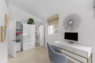 8920 NE 9th Ct, Miami, FL 33138 - Photo 24