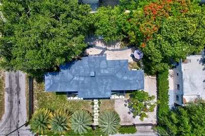 8270 NE 1st Pl #2, Miami, FL 33138 - Photo 8