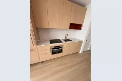 90 NE 32nd St #823, Miami, FL 33137 - Photo 10