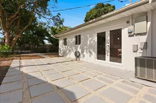 4410 NE 3rd Ave, Deerfield Beach, FL 33064 - Photo 24