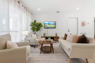 4410 NE 3rd Ave, Deerfield Beach, FL 33064 - Photo 2
