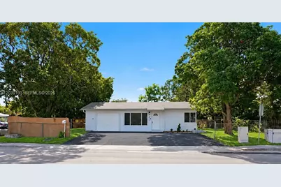 4410 NE 3rd Ave, Deerfield Beach, FL 33064 - Photo 1
