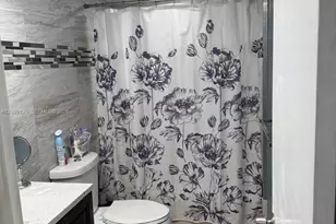 900 NE 12th Ave, Hallandale Beach, FL 33009 - Photo 32