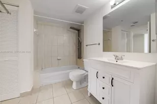 1750 N Bayshore Dr, Miami, FL 33132 - Photo 14
