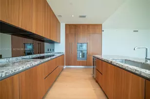 175 SE 25th Rd, Miami, FL 33129 - Photo 16
