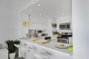 11111 Biscayne Blvd, Miami, FL 33181 - Photo 6