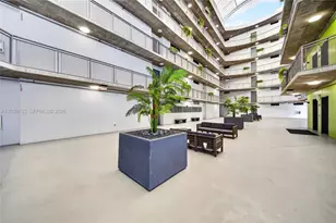 455 NE 25th St, Miami, FL 33137 - Photo 10