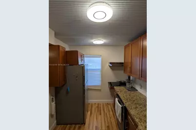 10120 Sunrise Lakes Blvd #110, Sunrise, FL 33322 - Photo 6
