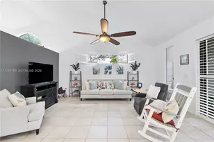 1522 NW 182nd Way, Pembroke Pines, FL 33029 - Photo 16