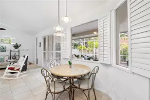 1522 NW 182nd Way, Pembroke Pines, FL 33029 - Photo 12