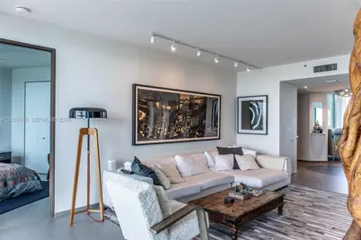 300 S Pointe Dr #1502, Miami Beach, FL 33139 - Photo 30