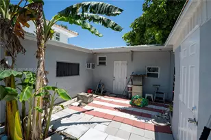 16990 NE 5th Ct, North Miami Beach, FL 33162 - Photo 18