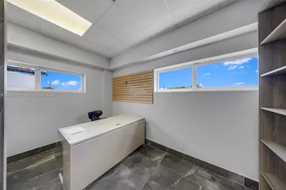 5280 NW 77th Ct, Doral, FL 33166 - Photo 58