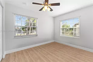 10532 SW 182nd St, Miami, FL 33157 - Photo 6