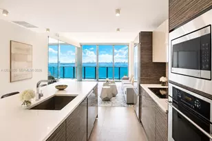 460 NE 28th St, Miami, FL 33137 - Photo 1
