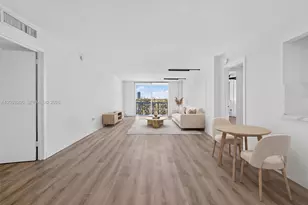 13155 Ixora Ct, North Miami, FL 33181 - Photo 4