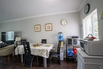 521 NE 82nd Ter #3, Miami, FL 33138 - Photo 2