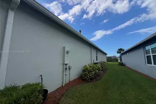 13646 SW Gingerline Dr, Port Saint Lucie, FL 34987 - Photo 8