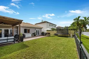 21105 SW 89th Pl, Cutler Bay, FL 33189 - Photo 36