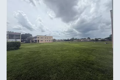 9081 Sunrise Lakes Blvd #108, Sunrise, FL 33322 - Photo 26