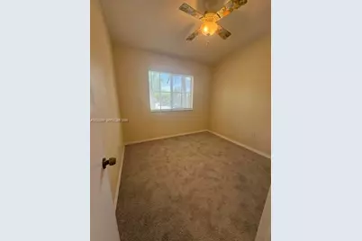 1270 SE 31st Ct #201-35, Homestead, FL 33035 - Photo 10