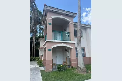 1270 SE 31st Ct #201-35, Homestead, FL 33035 - Photo 2