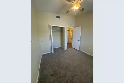 1270 SE 31st Ct #201-35, Homestead, FL 33035 - Photo 12