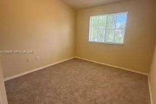 1270 SE 31st Ct, Homestead, FL 33035 - Photo 8