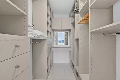 10275 Collins Ave #1521, Bal Harbour, FL 33154 - Photo 26