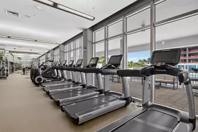 10275 Collins Ave #1521, Bal Harbour, FL 33154 - Photo 46