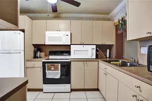 6280 SW 8th Pl, North Lauderdale, FL 33068 - Photo 16