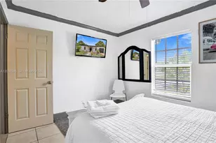 6280 SW 8th Pl, North Lauderdale, FL 33068 - Photo 20