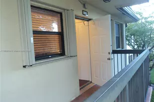 10605 NW 11th St, Hollywood, FL 33026 - Photo 2