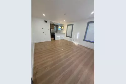 453 NW 25th Ct #1, Miami, FL 33125 - Photo 4