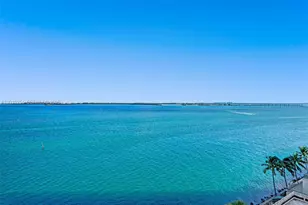 770 Claughton Island Dr, Miami, FL 33131 - Photo 2