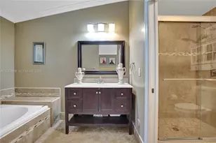 806 NW 208th Way, Pembroke Pines, FL 33029 - Photo 20