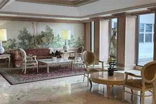 6039 Collins Ave, Miami Beach, FL 33140 - Photo 14