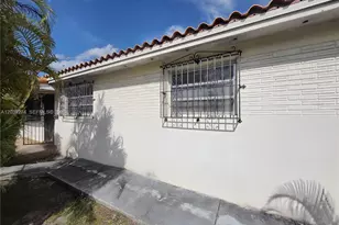 405 SE 4th Ave, Hialeah, FL 33010 - Photo 6