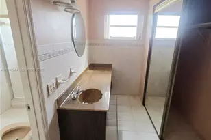 405 SE 4th Ave, Hialeah, FL 33010 - Photo 14
