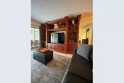 4000 Crystal Lake Dr #111, Deerfield Beach, FL 33064 - Photo 18