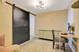 244 Biscayne Blvd, Miami, FL 33132 - Photo 40