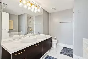 244 Biscayne Blvd, Miami, FL 33132 - Photo 34