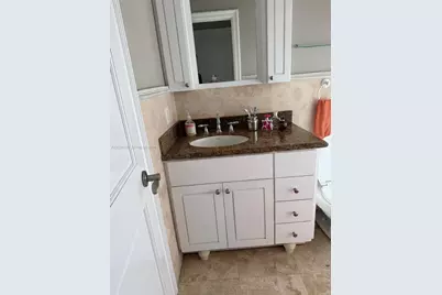 11521 SW 98th Ct, Miami, FL 33176 - Photo 22