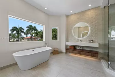 11163 NW 71st Ter, Doral, FL 33178 - Photo 22