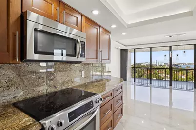 10175 Collins Ave #907, Bal Harbour, FL 33154 - Photo 8